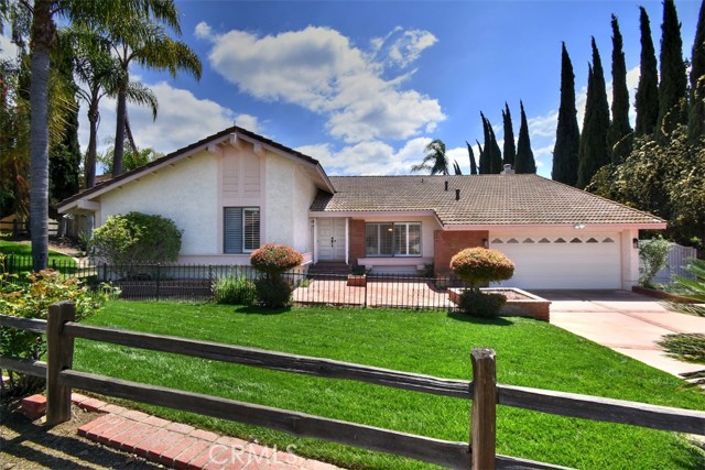 Detail Gallery Image 1 of 60 For 1772 Restful Ct, Simi Valley,  CA 93065 - 4 Beds | 2 Baths