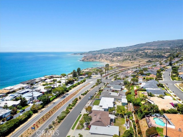 4030 Admirable Drive, Rancho Palos Verdes, California 90275, 3 Bedrooms Bedrooms, ,1 BathroomBathrooms,Residential,Sold,Admirable,PV22155834
