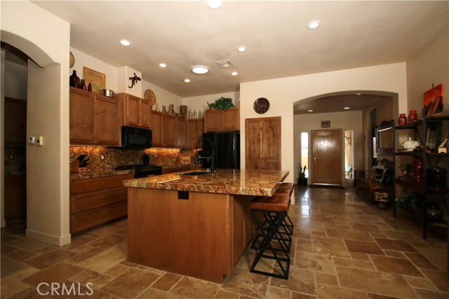 7125 Sunny Vista Road, Joshua Tree CA: https://media.crmls.org/medias/1040b95f-64d0-44f9-9c13-135ed7a0e3ac.jpg