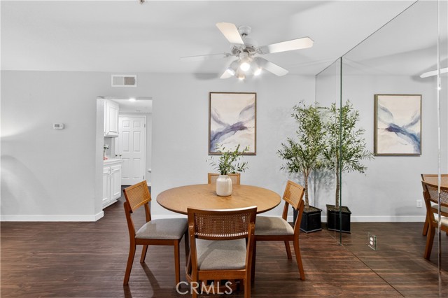 Image 11 of 28 For 123 Cross Creek