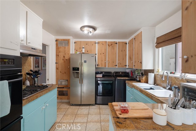 729 Longfellow Avenue, Hermosa Beach CA: https://media.crmls.org/medias/10416f50-8501-4d15-9fc8-70f41242332e.jpg
