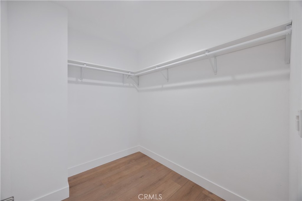https://media.crmls.org/medias/10419644-414f-48ac-91ae-a219c78e9437.jpg?preset=X-Large