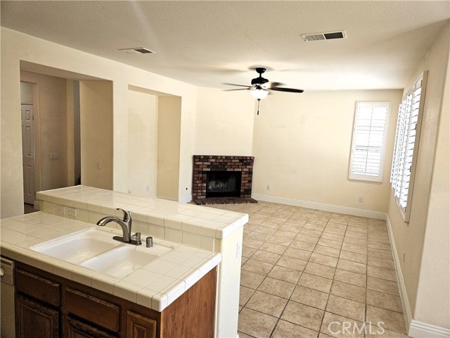 24839 Kentman Court, Wildomar CA: https://media.crmls.org/medias/104205fa-47df-4902-8dab-67edf822210f.jpg
