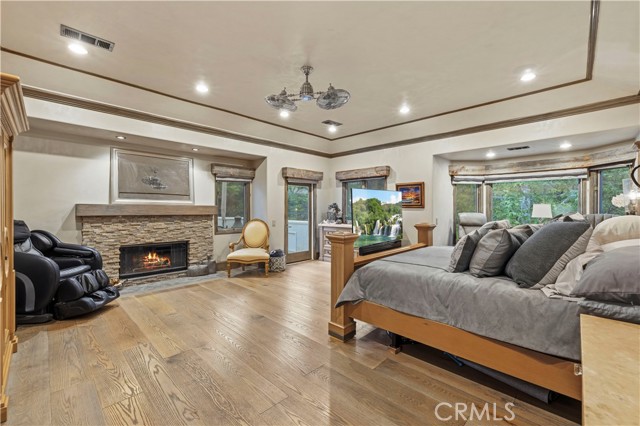 Image 27 of 71 For 26954 Whitehorse Place