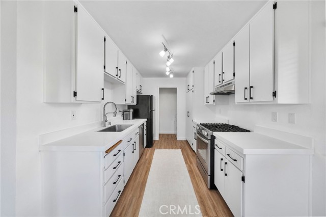 Front Image Thumbnail for CRSW26110676