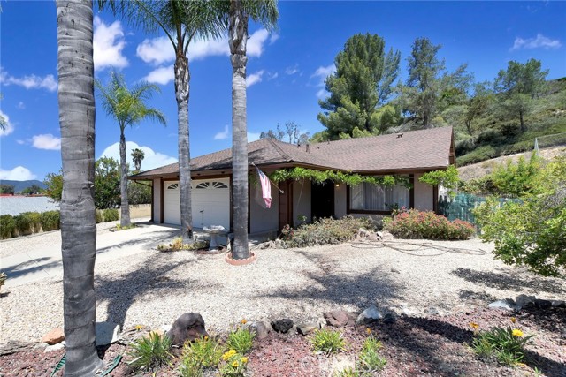 Detail Gallery Image 6 of 34 For 30124 Casa Chata Pl, Temecula,  CA 92592 - 3 Beds | 2 Baths
