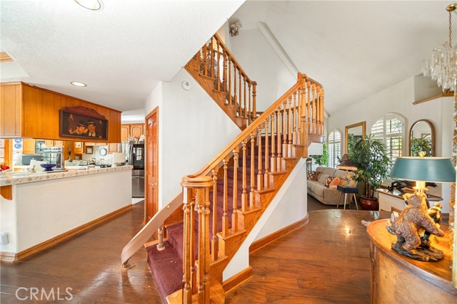 Detail Gallery Image 30 of 57 For 15562 Bronco, Canyon Country,  CA 91387 - 4 Beds | 4 Baths