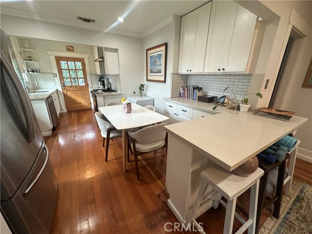 Detail Gallery Image 2 of 21 For 2703 Lincoln Park, Los Angeles,  CA 90031 - 3 Beds | 1 Baths