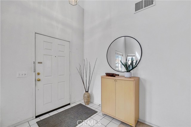 Detail Gallery Image 7 of 45 For 6981 Rivertrails Dr, Corona,  CA 91752 - 5 Beds | 3 Baths