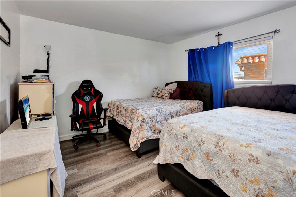 MLS #OC25153956 image #6