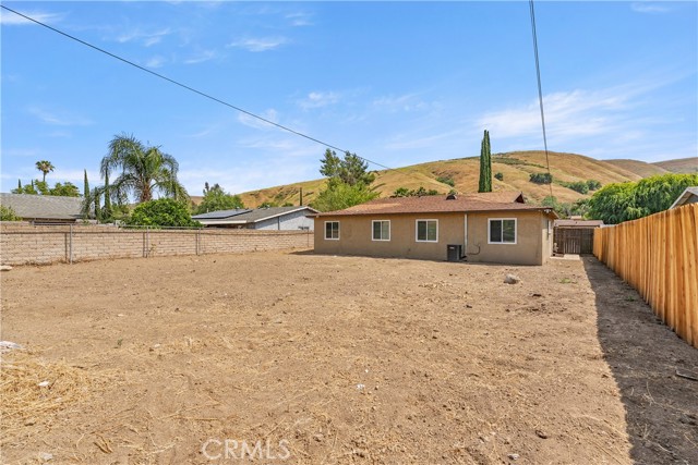 1446 Morgan Road, San Bernardino CA: https://media.crmls.org/medias/104698e4-7051-410e-b0e4-e93dd6a58729.jpg