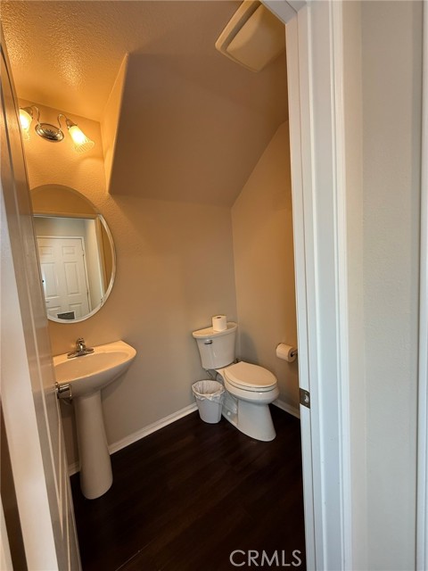 Detail Gallery Image 14 of 39 For 30505 Canyon Hills Rd #403,  Lake Elsinore,  CA 92532 - 2 Beds | 2/1 Baths