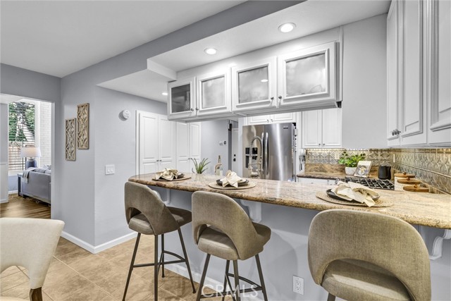 Detail Gallery Image 12 of 34 For 24 Encinitas Ct, Laguna Beach,  CA 92651 - 4 Beds | 2/1 Baths