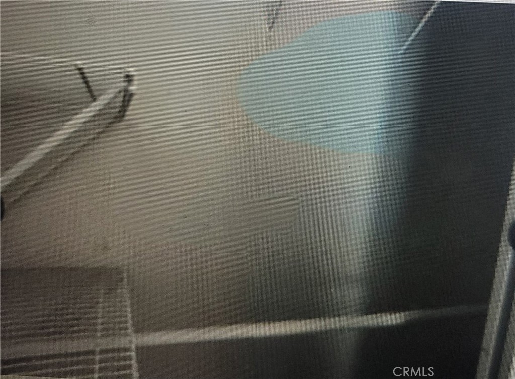 https://media.crmls.org/medias/104834fa-8c90-4d63-ad88-bd98c67c9296.jpg?preset=X-Large