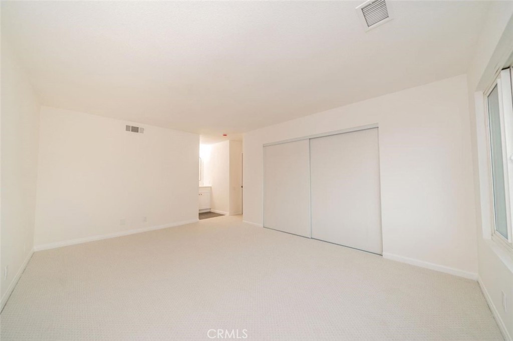 MLS #WS25280552 image #12