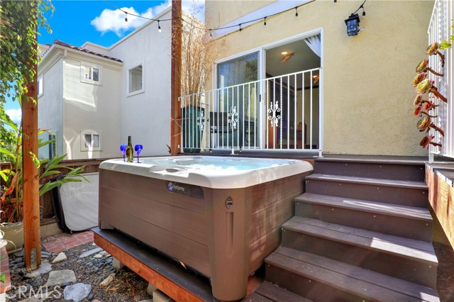 834 15th Street, Hermosa Beach CA: https://media.crmls.org/medias/104899b9-d0ca-4462-8857-593e7518c473.jpg
