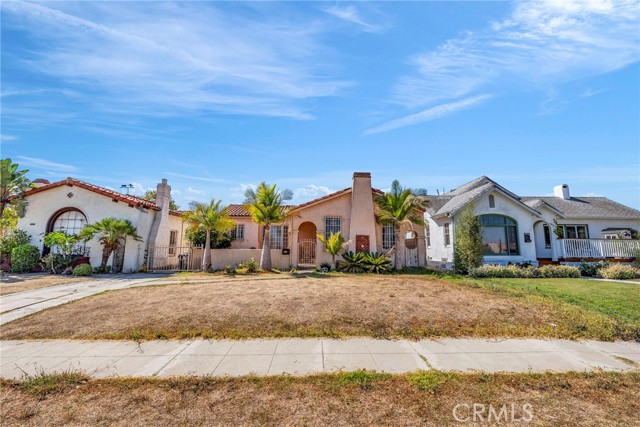 Detail Gallery Image 1 of 38 For 1912 W 76th St, Los Angeles,  CA 90047 - 3 Beds | 1/1 Baths