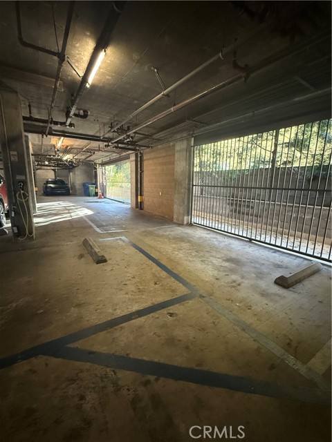 Detail Gallery Image 24 of 25 For 2864 Sunset #205,  Los Angeles,  CA 90005 - 2 Beds | 2/1 Baths