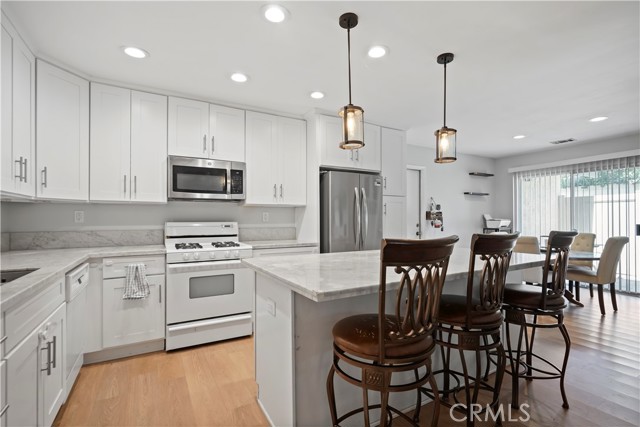 15218 Campus Park Drive, Moorpark CA: https://media.crmls.org/medias/104a419d-11b3-4e6b-aad0-cf88a2726198.jpg