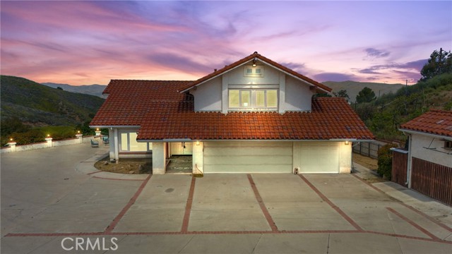 Detail Gallery Image 1 of 61 For 8135 S Weirick Rd, Corona,  CA 92883 - 4 Beds | 3 Baths