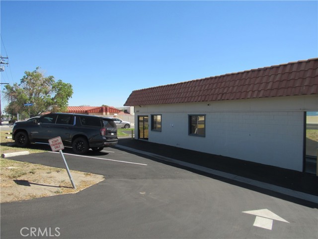 14029 Amargosa Road, Victorville, California 92392, ,Commercial Sale,For Sale,14029 Amargosa Road,CRHD23153951