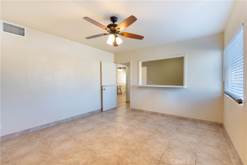 MLS #CV25225687 image #8