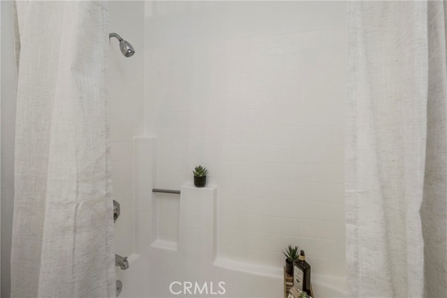 37 Lobelia, Rancho Santa Margarita CA: https://media.crmls.org/medias/104cd817-b1e2-482a-93f0-9dbb8c3e36c4.jpg