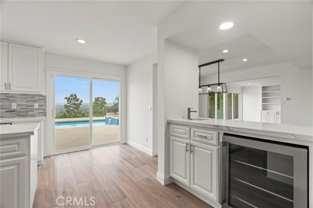 Detail Gallery Image 9 of 55 For 6216 Ellenview Ave, West Hills,  CA 91307 - 5 Beds | 2/1 Baths
