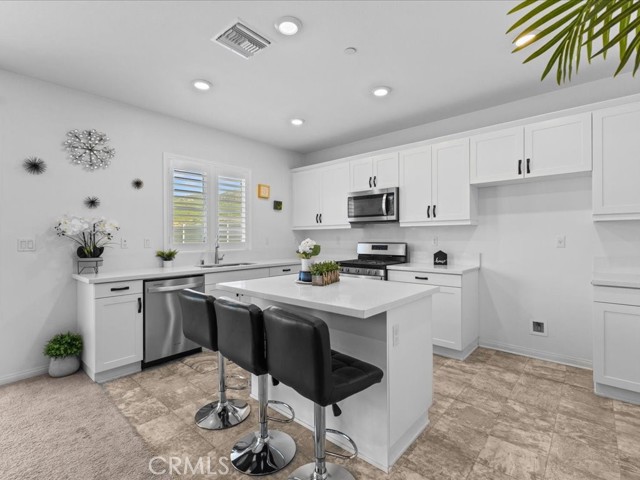 21300 Telegraph Road, Riverside CA: https://media.crmls.org/medias/104d35d7-789c-4974-b108-f3902464ef94.jpg