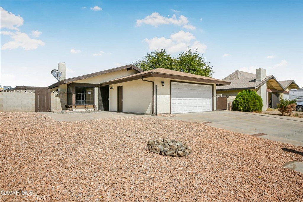 817 Landsford