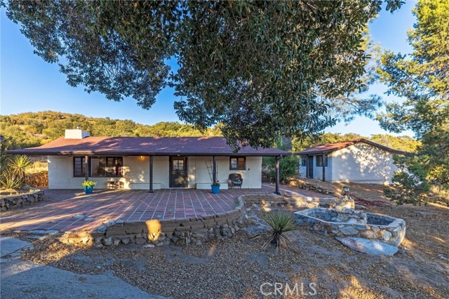 28015 Old Mine Road, Ranchita CA: https://media.crmls.org/medias/104dd9c8-7bff-4a33-933a-f745f34c3ce2.jpg