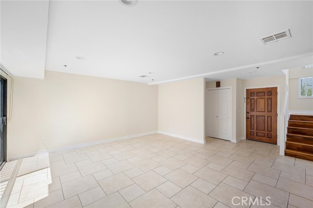 Detail Gallery Image 11 of 35 For 1165 Linden Ave a,  Glendale,  CA 91201 - 3 Beds | 3/1 Baths