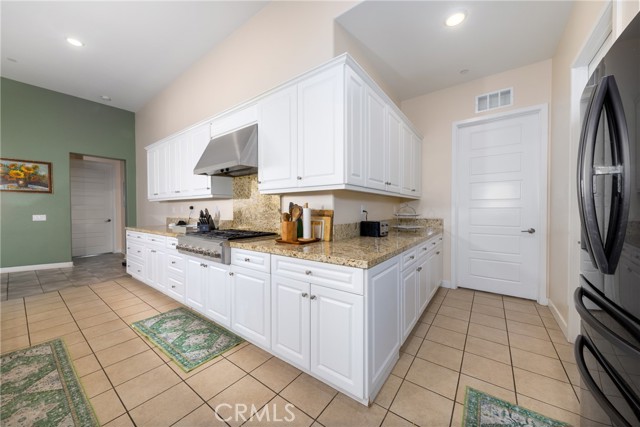 Detail Gallery Image 15 of 29 For 1628 Park Run, Beaumont,  CA 92223 - 2 Beds | 2/1 Baths