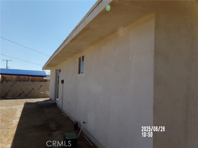 72712 Granite Avenue, 29 Palms CA: https://media.crmls.org/medias/1050389e-2ead-43ce-99e4-0a9772f580eb.jpg