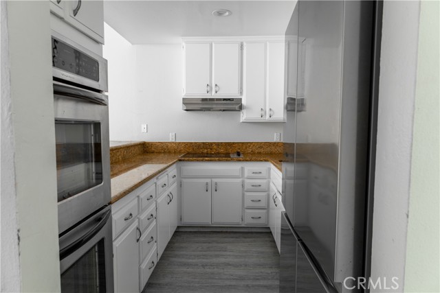 210 The Village, Redondo Beach, California 90277, 2 Bedrooms Bedrooms, 0 ,2 BathroomsBathrooms,Residential,For Sale,The Village,0,DW26180621