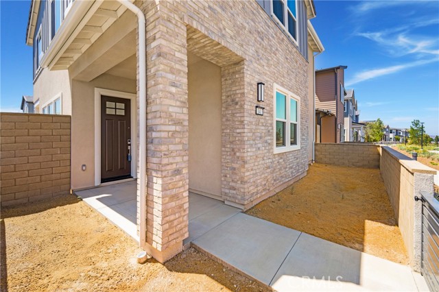 141 Dolores, Irvine CA: https://media.crmls.org/medias/1051ab0a-182d-4d40-bf0e-27fa7a968787.jpg