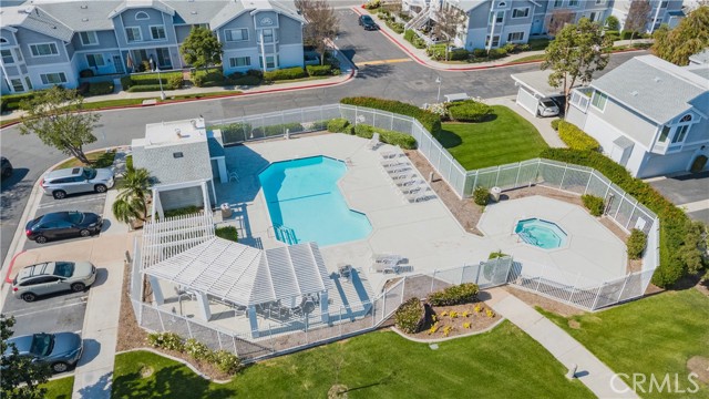 Detail Gallery Image 4 of 31 For 83 Huntington #278,  Irvine,  CA 92620 - 2 Beds | 2 Baths