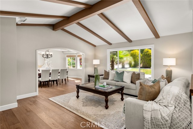 2465 Via Oeste Drive, Fallbrook CA: https://media.crmls.org/medias/1052a22d-8ec6-4056-aacd-96d1bcd56221.jpg