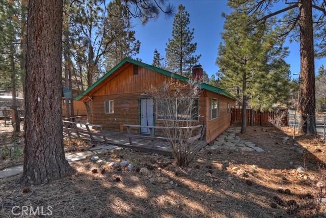 Detail Gallery Image 3 of 19 For 510 Sunset Ln, Sugarloaf,  CA 92386 - 2 Beds | 2 Baths