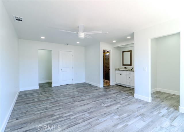 29698 Vacation Drive, Canyon Lake CA: https://media.crmls.org/medias/10537b18-3e2c-4664-96b6-2a6c2713455a.jpg