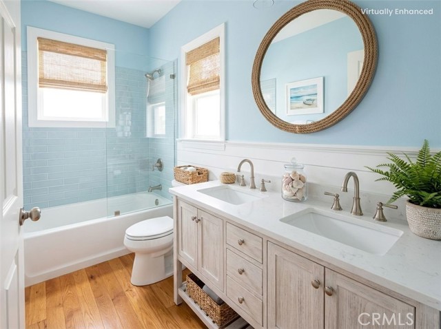 4682 Warner Avenue, Huntington Beach CA: https://media.crmls.org/medias/1053976d-9f6d-44d0-9e37-b5a601e95dc5.jpg