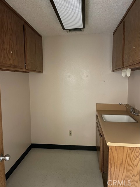  Commercial for Sale in Apple Valley, California