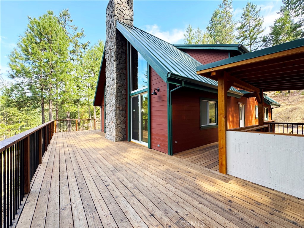 https://media.crmls.org/medias/10547f55-d8ff-454d-8ccb-c9f95ce05ffc.jpg?preset=X-Large