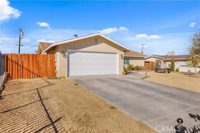 Detail Gallery Image 4 of 34 For 7353 Landis Dr, California City,  CA 93505 - 3 Beds | 2 Baths