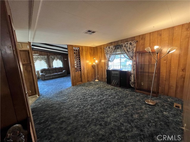 Detail Gallery Image 7 of 21 For 200 W San Bernardino Ave #1,  Riverside,  CA 92376 - 3 Beds | 1/1 Baths