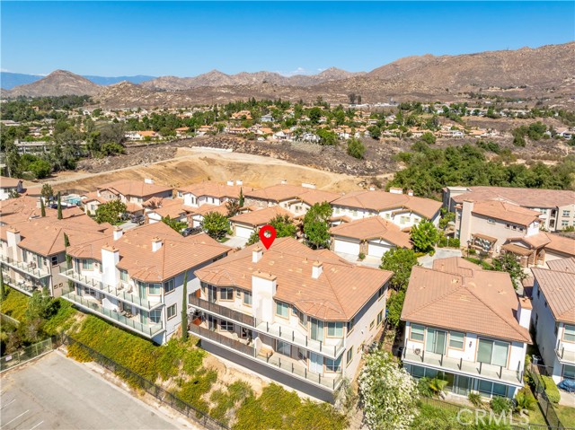 556 Via Pueblo, Riverside CA: https://media.crmls.org/medias/1054d941-db3f-40c4-b55a-6eda40391043.jpg