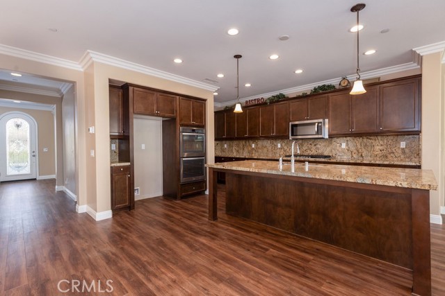 Detail Gallery Image 10 of 28 For 27877 Ladoga, Menifee,  CA 92585 - 5 Beds | 3/1 Baths