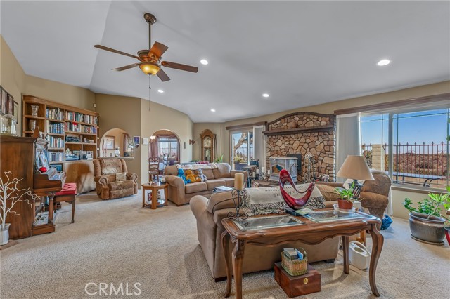 Detail Gallery Image 19 of 63 For 56630 Bear Ct, Yucca Valley,  CA 92284 - 6 Beds | 4 Baths