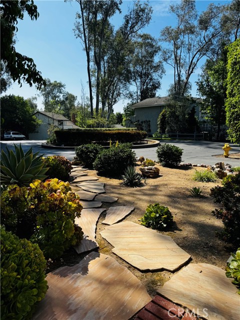 Detail Gallery Image 4 of 28 For 24842 Jeronimo, Lake Forest,  CA 92630 - 4 Beds | 2 Baths