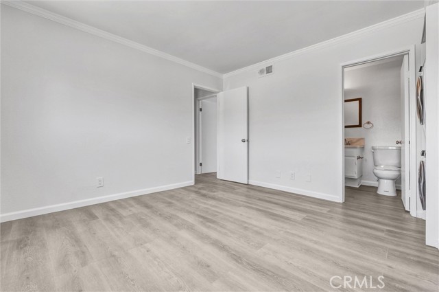 Detail Gallery Image 16 of 28 For 250 W Spazier Ave #209,  Burbank,  CA 91502 - 2 Beds | 2/1 Baths